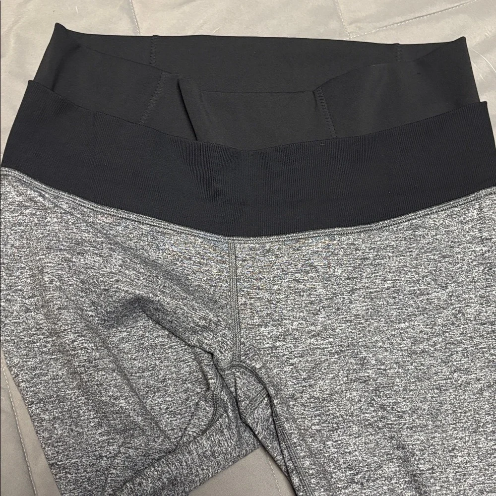 Lululemon Athletica Straight-Up Pant Full-On Luon Heathered Deep Coal Size 10